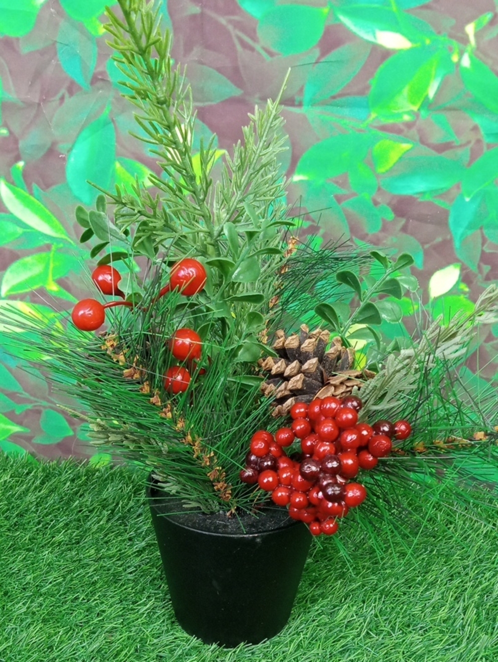 🎁 Holiday Red Berry Small Pine Tabletop Greenery